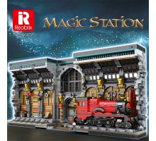 66031 Reobrix Раздвижная композиция Хогвартс экспресс на платформе 9¾